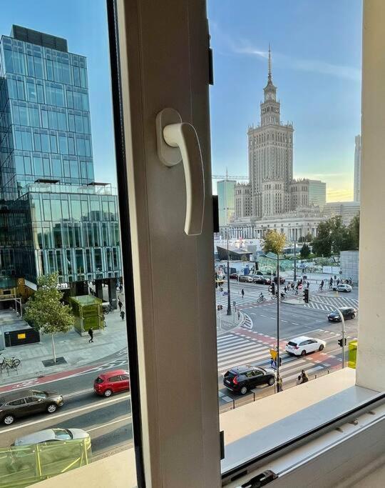 Апартаменти Super Square Metro X2 Fast Wifi 55'Tv Netflix Hbo Appletv+ Amazontv Варшава Екстер'єр фото